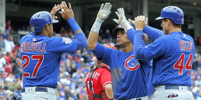 Cubs move into first place in NL Central