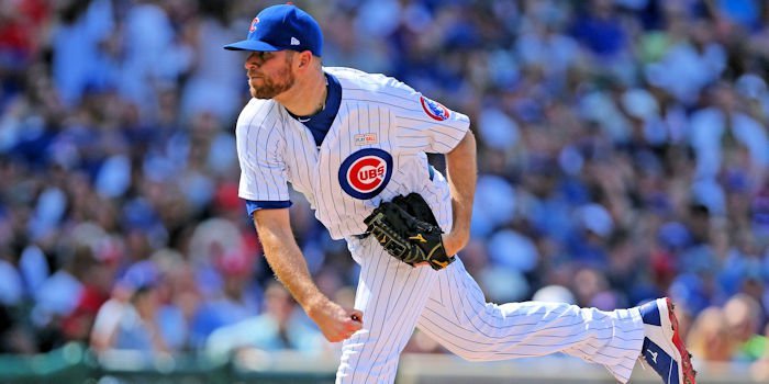 Wade Davis signs record-breaking contract with NL team