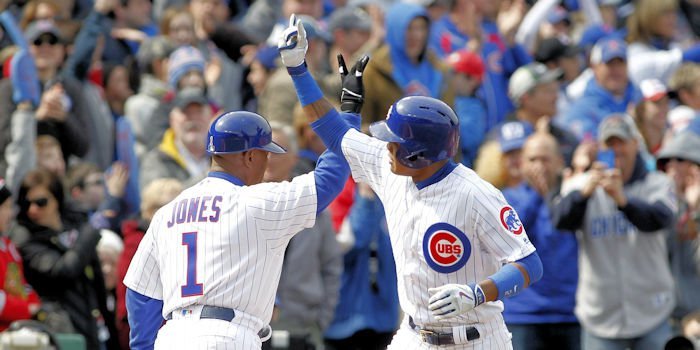 Cubs move into first place in NL Central