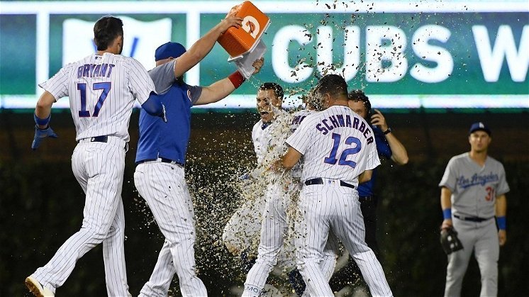 Cubs walk off in extra innings against Dodgers
