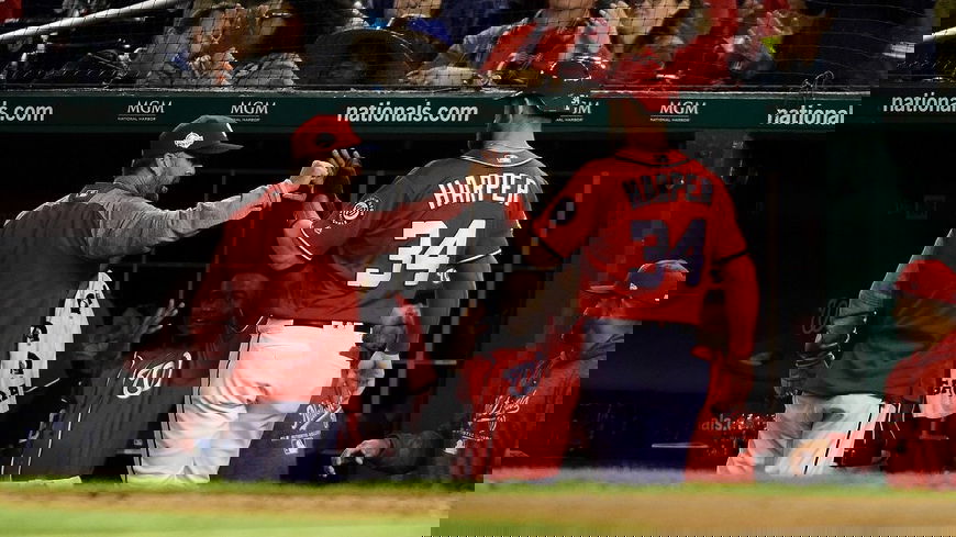 Harper harpoons Cubs with go-ahead blast on rainy night in nation's capital