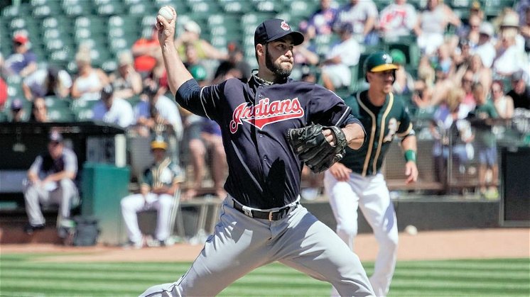 Cubs reportedly sign righty reliever