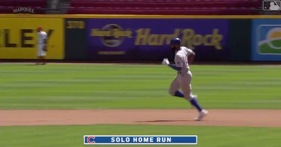 Jason Heyward tagged Luis Castillo for a solo shot, which marked Heyward's fourth dinger of the year.