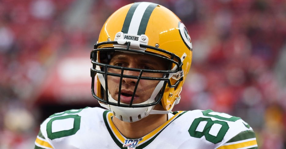 Bears make surprising move in signing TE Jimmy Graham