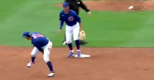 WATCH: Javy Baez goes no-look, between his legs for defensive gem