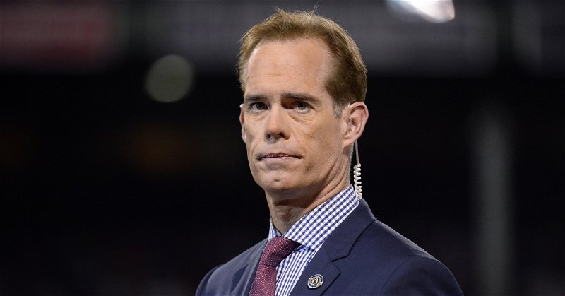 FOX broadcaster Joe Buck defended himself after being publicly criticized by Kris Bryant's father. (Credit: Robert Deutsch-USA TODAY)
