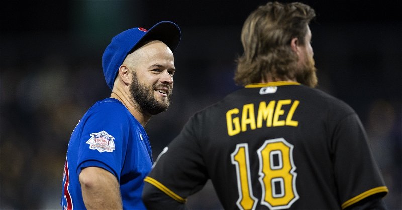 Pirates blank Cubs to end their 8-game skid