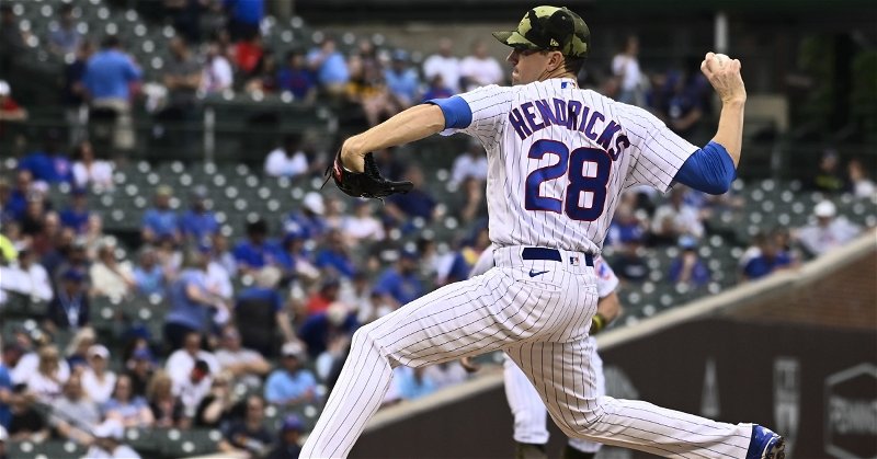Roster talk: What can Cubs expect from Hendricks and Heuer?
