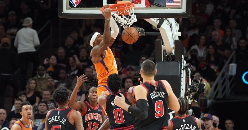 Bulls blown out by Suns