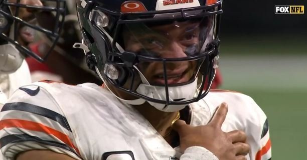 Justin Fields injury update, several Bears defenders out with concussions