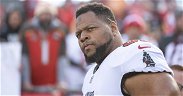 Bears should go after Ndamukong Suh with loss of Akiem Hicks