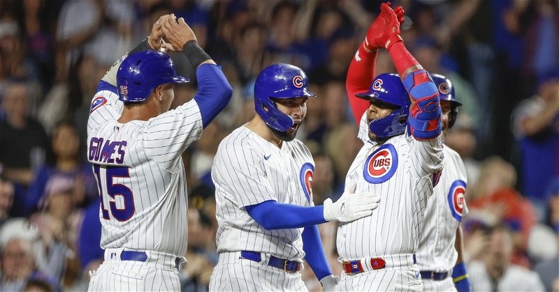 Cubs slug their way to series win over Mariners