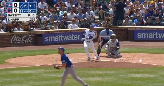 WATCH: Ian Happ drills leadoff homer against Blue Jays