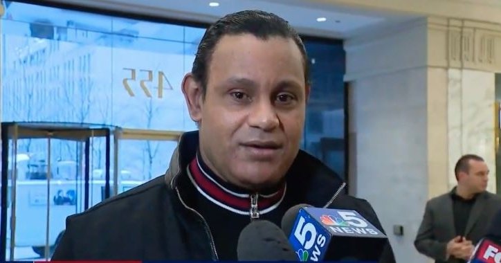 WATCH: Sammy Sosa cuts interview short after steroid question