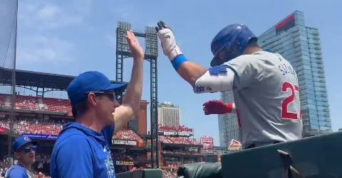 WATCH: Seiya Suzuki blasts 434-foot homer against Cardinals