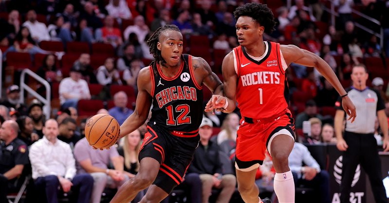Dosunmu's career-high not enough in loss to Rockets