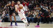 LaVine to the rescue as Bulls sink Rockets in OT