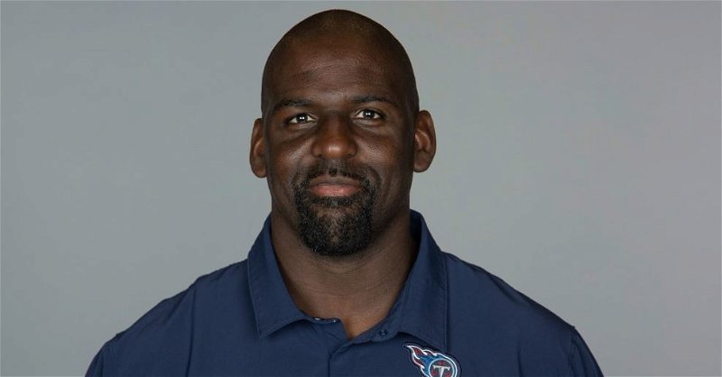 Former Bears safety to interview for DC position
