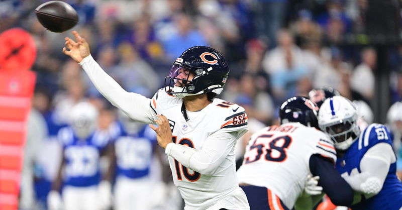 Bears fall to Colts despite Williams throwing for 363 yards