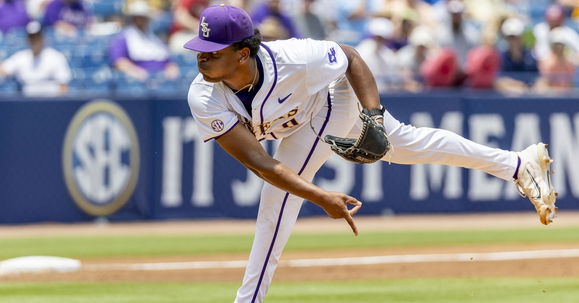Cubs add Texas righty as undrafted free agent