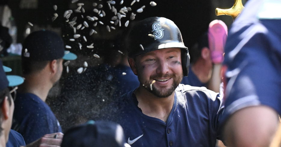 Game Recap: Mariners power past Cubs