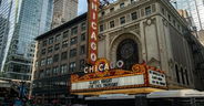 Chicago on a Dime: Your Dollar Still Delivers in 2025 (Even Near Wrigley!)
