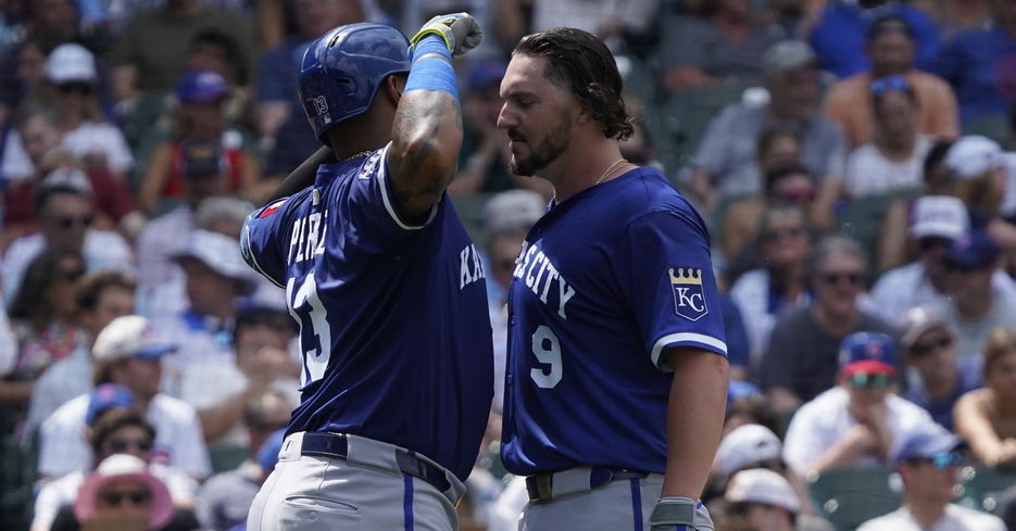 Game Recap: Royals outslug Cubs to win series