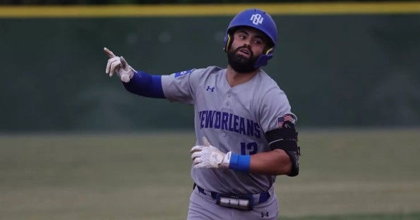 Cubs sign catcher Miguel Useche