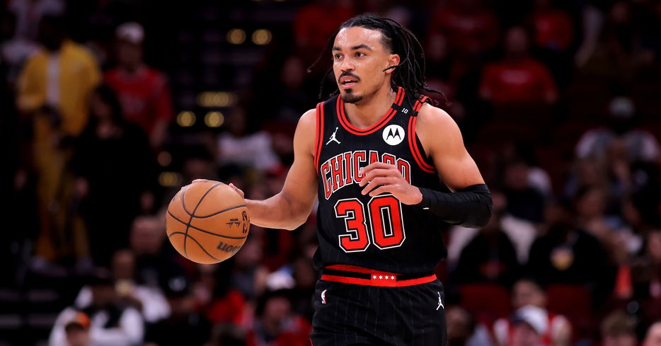 Bulls bring back Tre Jones, sign Emmanuel Miller to two-way deal