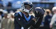 Bears host Pro-Bowl receiver DJ Chark