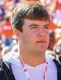 Instate OL signs with Clemson