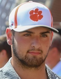 Peach State OL commits to Clemson