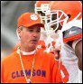 Tommy Bowden to Host Ladies Football Clinic