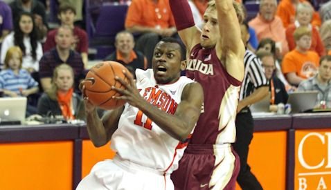 Young's 18 points and Tigers' 20-0 run fuel rout of Seminoles 