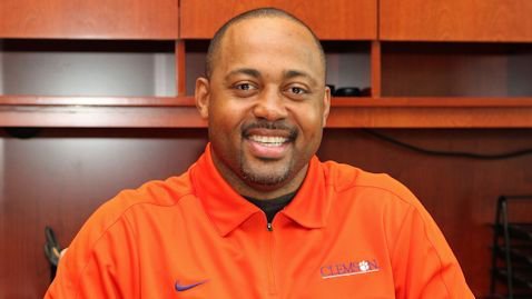 Clemson officially names Reed as secondary coach 