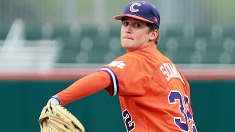 Clemson cruises to 9-2 win over BC