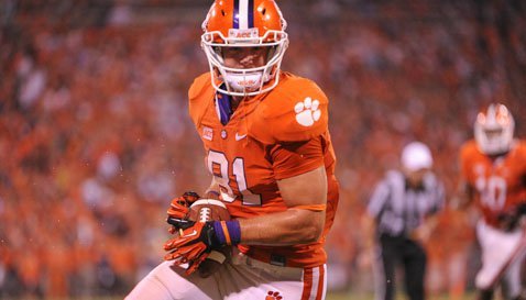 Seckinger had a big touchdown grab in Clemson's win 38-35 over Georgia last year.