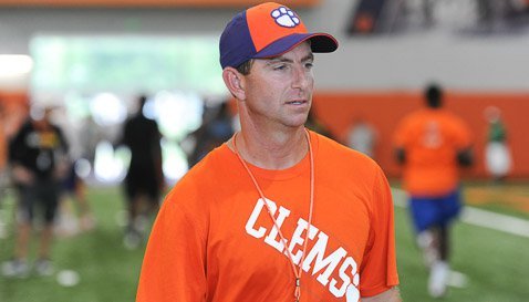 Swinney surprised by 2012 and 2013 offensive comparisons 