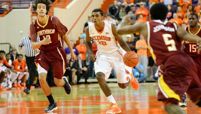 Mistakes doom Tigers in home loss to Winthrop 