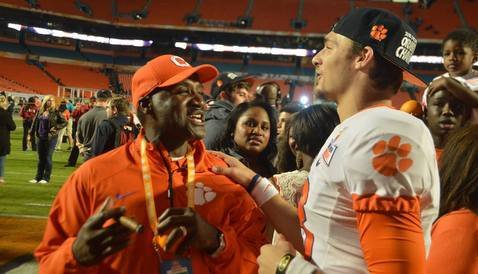 National Champ Davis a mentor to Cole Stoudt 