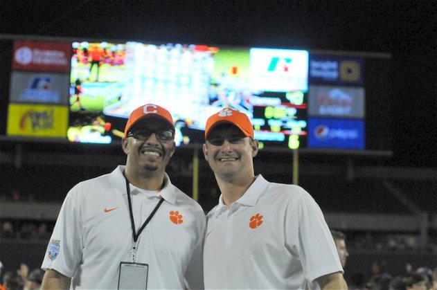 Dynamic Duo: Scott and Elliott keep it simple with great success 
