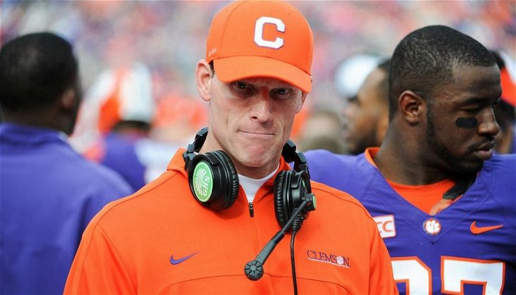 Report: Brent Venables gets an extension 