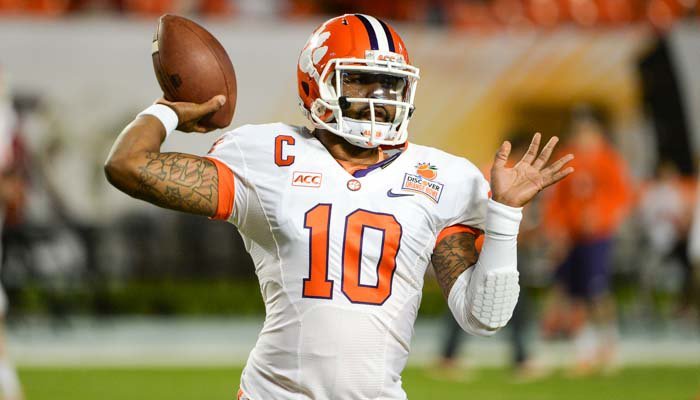 Gruden likes what he sees in Tajh Boyd 