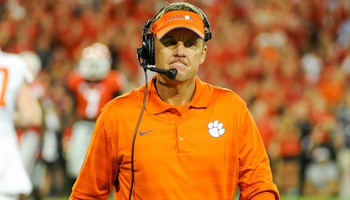 Chad Morris agrees to six-year deal with Arkansas