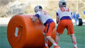 Clemson's entire offensive line named semifinalist for National Award
