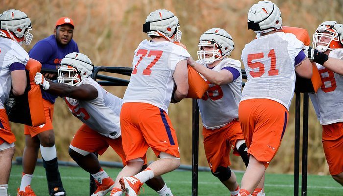 Clemson Offensive Line Named to Moore Quarterly Honor Roll