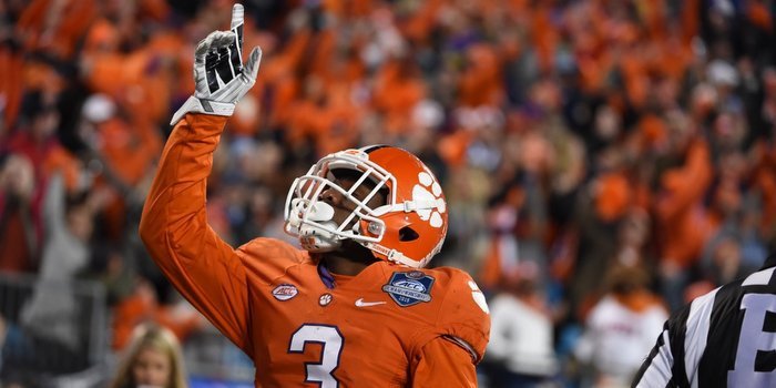 Clemson wide receiver has knee scoped after ACCCG