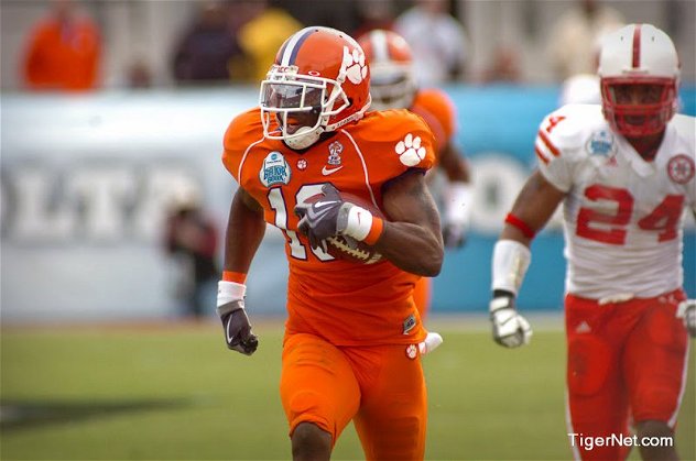 Former Clemson DB signs with the Lions