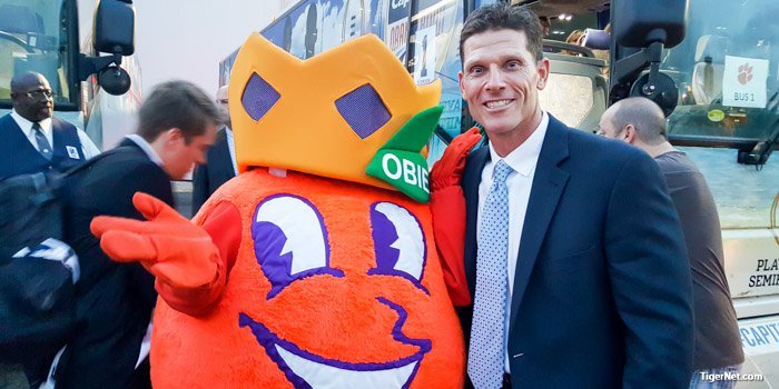 Venables: I don't need to be a head coach to be happy