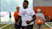 4-star OL commits to Clemson